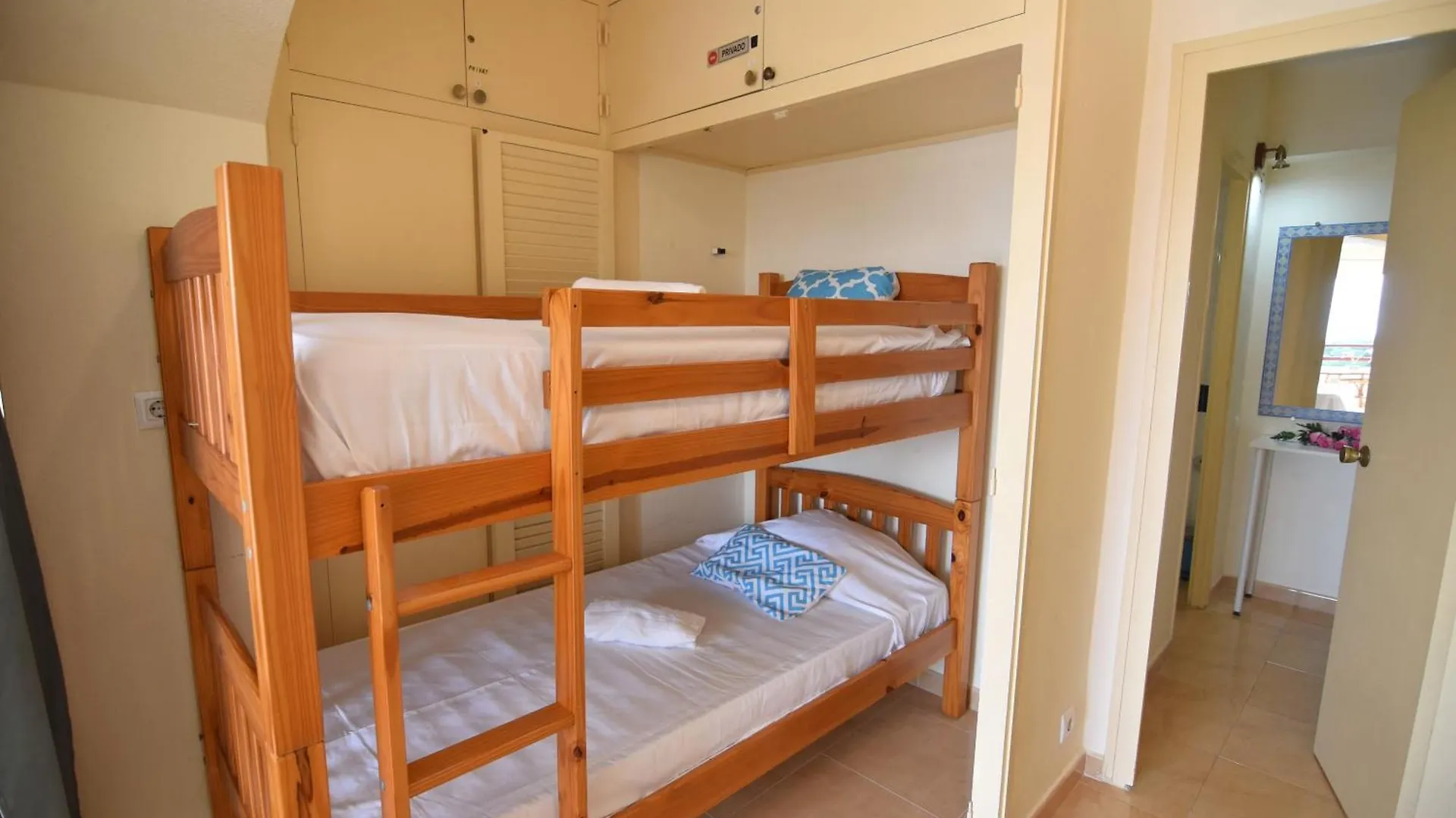 Rnet - 600 Tramuntana 02-21 Apartment Roses Spain